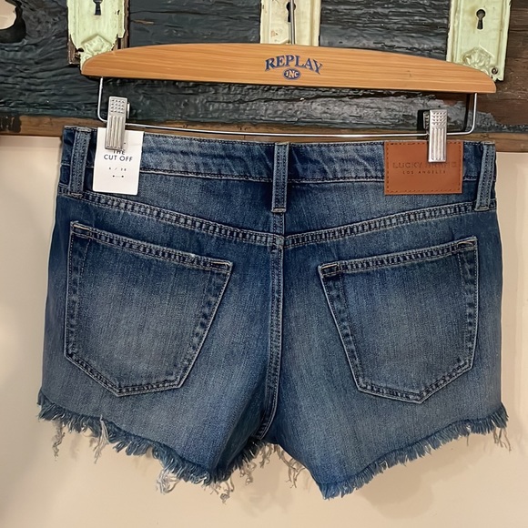 Lucky Brand The Cut-Off Denim Jean Shorts Size 28 - Picture 8 of 16